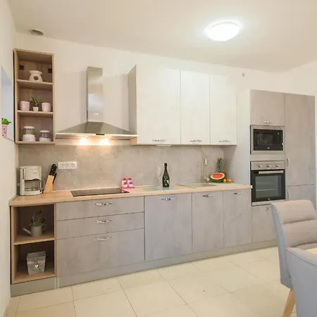 Prázdninový dům House Strenja *