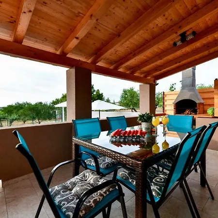 House Strenja