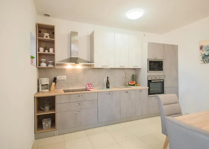 Prázdninový dům House Strenja *