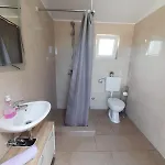 House Strenja Nyaraló