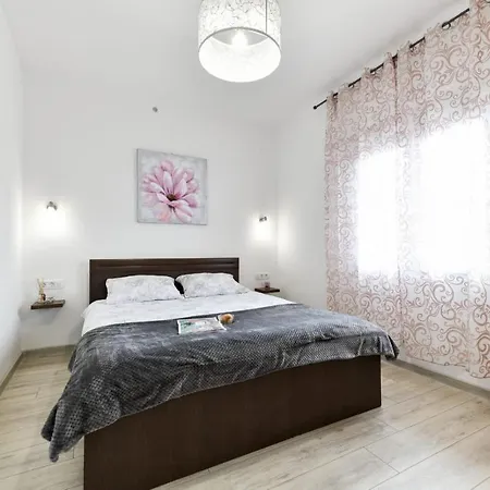 House Strenja * Sukošan