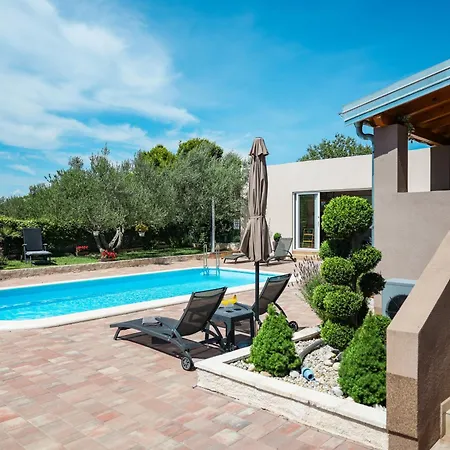 House Strenja