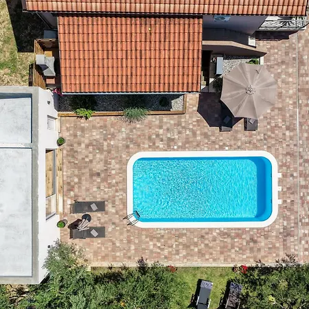 House Strenja Sukosan