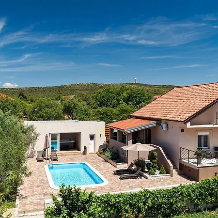 House Strenja