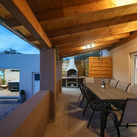 House Strenja Hébergement de vacances *