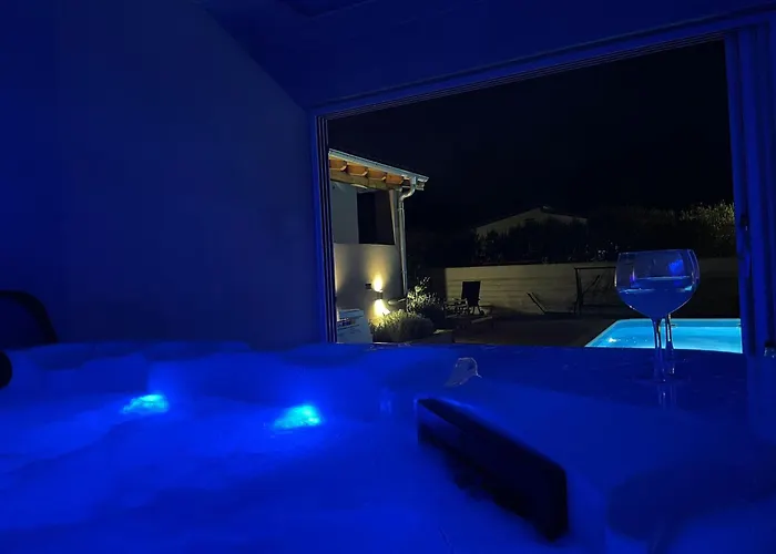 House Strenja Дом отдыха *