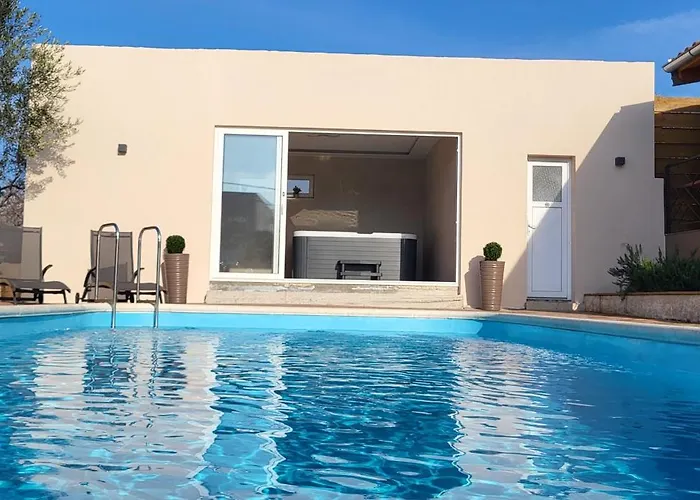 Дом отдыха House Strenja Сукошан